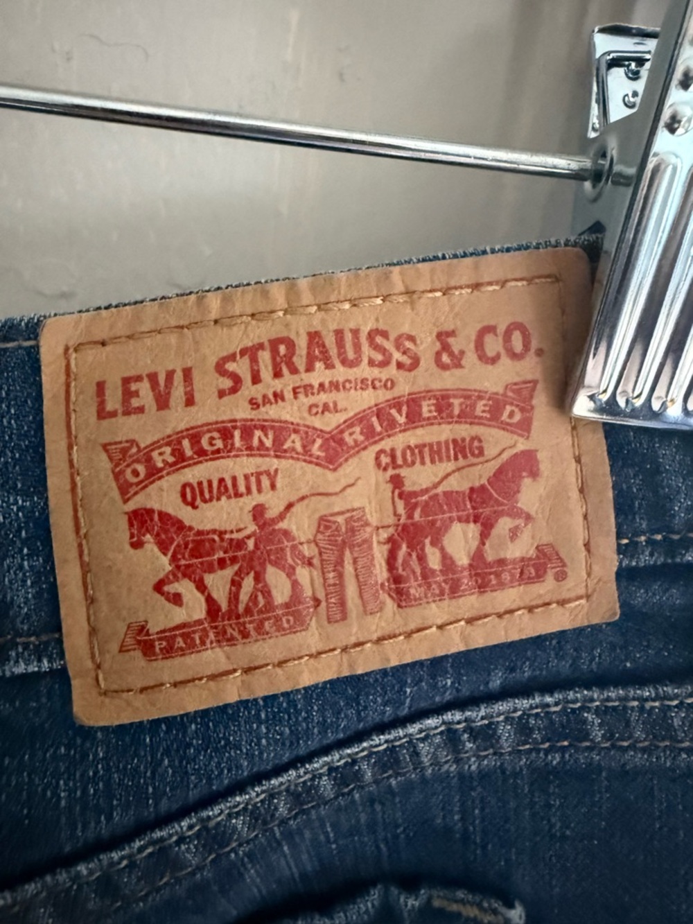 Levi’s 505 straight leg jeans